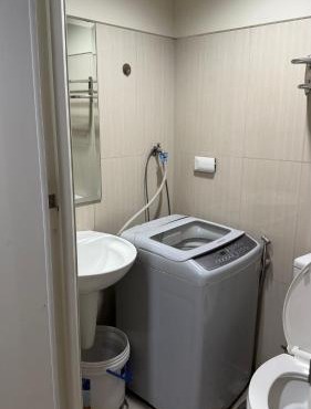 Shell Residences MOA by Janzen
