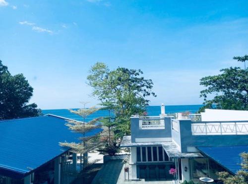 Virmuda Villa Rental in Hinoba-an