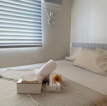 Spacious 2BR Near SM Novaliches 3 Beds with WIFI