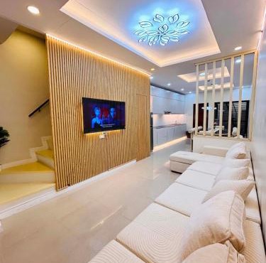 The Zion Grand Modern 4BR 4TB Luxury Home 20pax