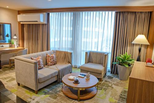 MCollection - Business & Leisure Stay in Eastwood City