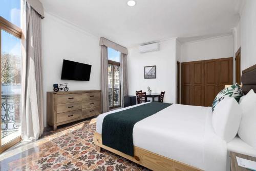 Gran Hotel Europa Santo Domingo Trademark Collection by Wyndham in Santo Domingo
